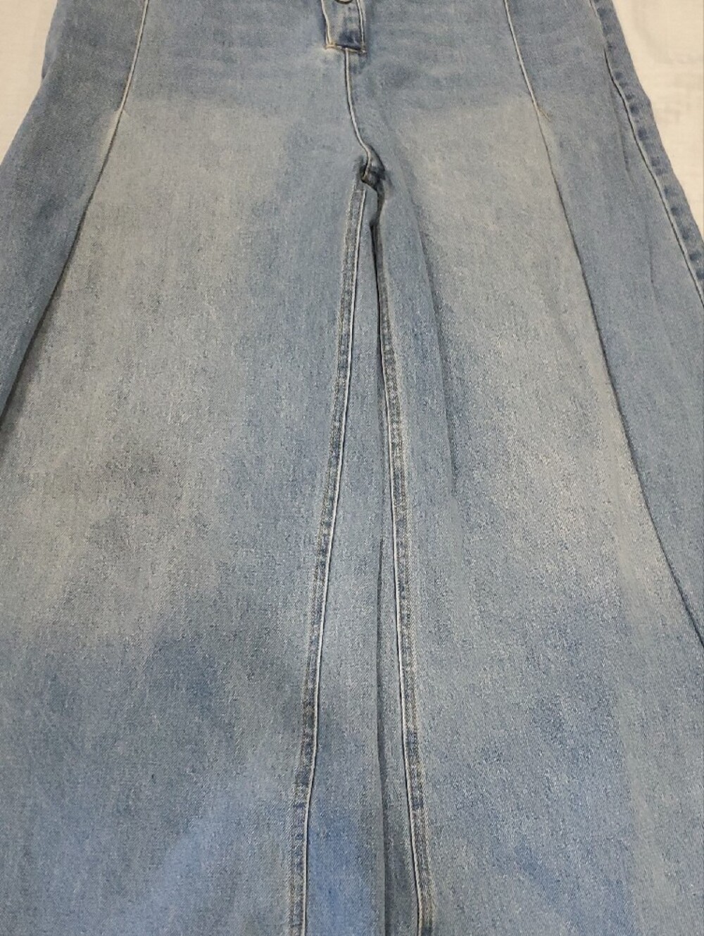 Sleeveless Light Blue Denim Wide-Leg Overalls - Picture 8 of 15